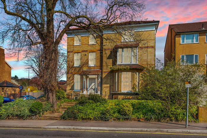 1 Bedroom Flat To Rent In Flat, St. Peters Road, Croydon, Surrey, CR0