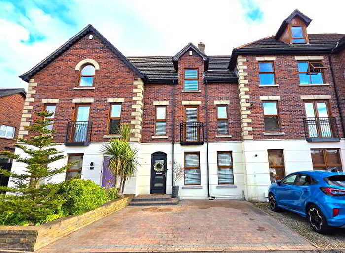 4 Bedroom TownHouse For Sale In Millhouse Dale, Antrim, BT41