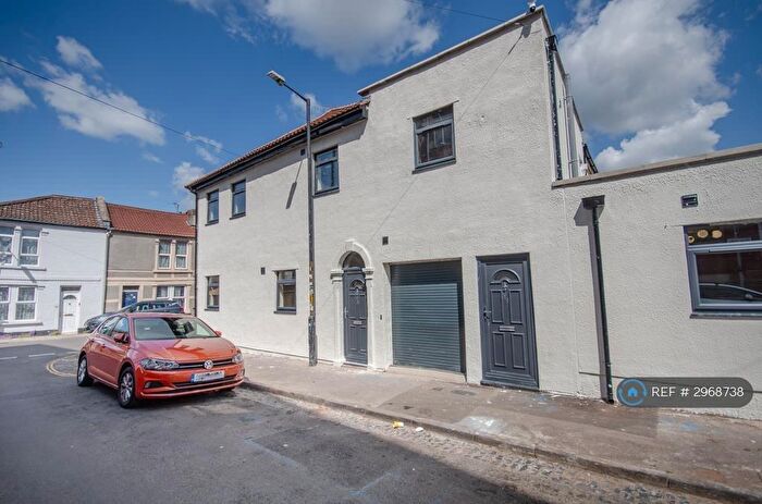 2 Bedroom Maisonette To Rent In Anstey Street, Bristol, BS5