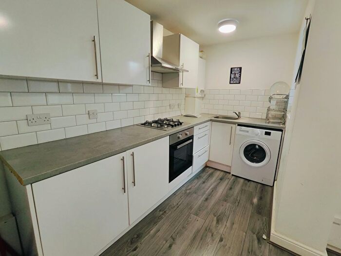 2 Bedroom Terraced House To Rent In City Road, Liverpool, L4