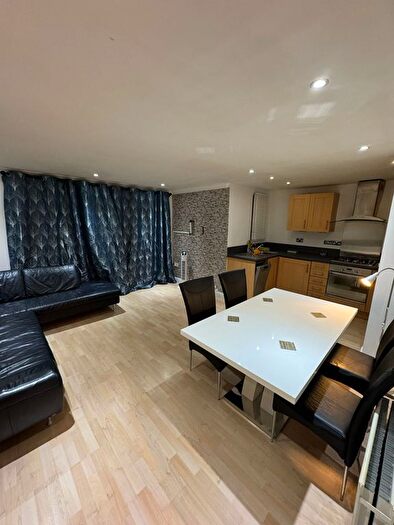 1 Bedroom Flat To Rent In Great North Way, London, NW4