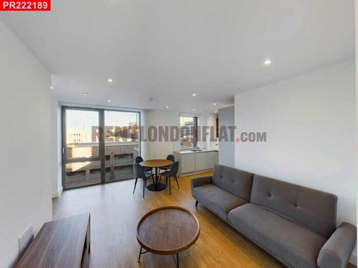 1 Bedroom Flat To Rent In New Village Avenue, Poplar, – Bedroom Flat, E14