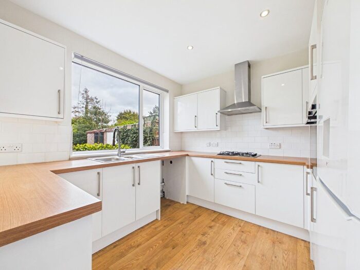 4 Bedroom Semi-Detached House For Sale In Garden Avenue, Bexleyheath, Kent, DA7