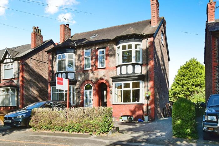 4 Bedroom Semi-detached House For Sale In Brookfield Avenue, Timperley, Altrincham, Greater Manchester, WA15