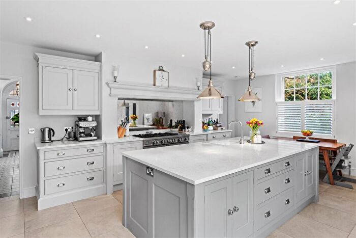 6 Bedroom Detached House For Sale In Cringleford, NR4