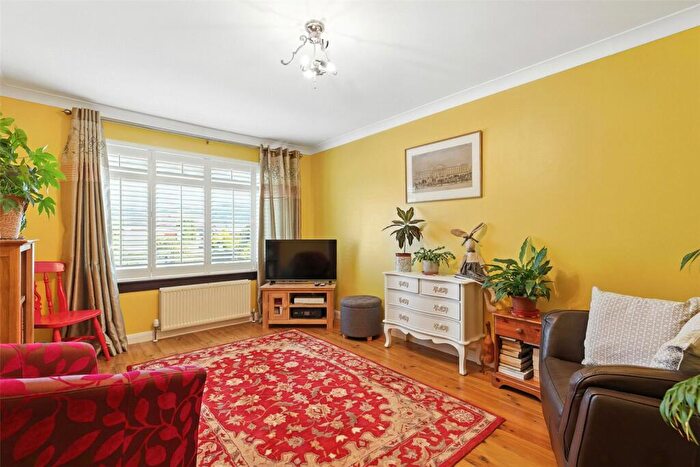 3 Bedroom Bungalow For Sale In Balmanno Park, Bridge Of Earn, Perth, PH2