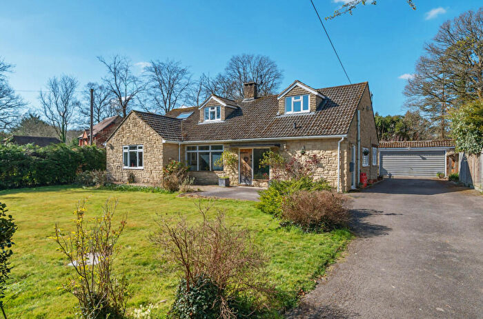 5 Bedroom Detached House For Sale In Durfold Wood, Plaistow, Billingshurst, West Sussex, RH14
