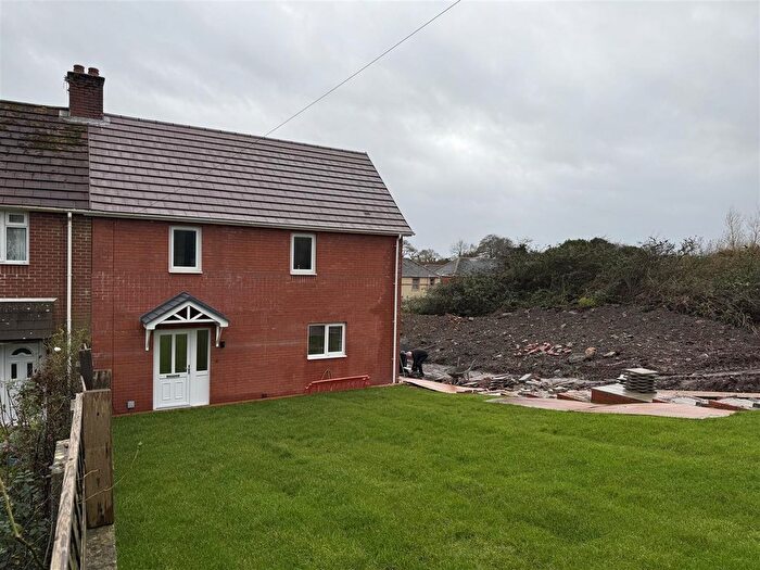 3 Bedroom Semi Detached House For Sale In Brynmefys, Llanelli, SA15
