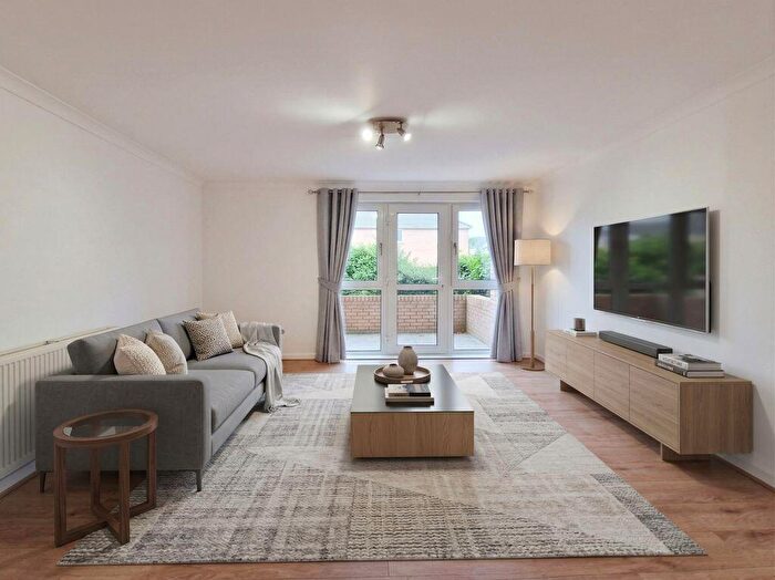 2 Bedroom Flat For Sale In / Stenhouse Gardens, Edinburgh, EH11