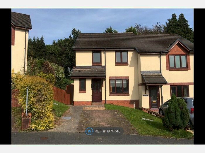 3 Bedroom Semi-Detached House To Rent In Heol Beca, Carmarthen, SA31