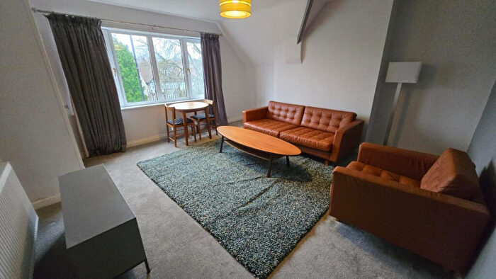 1 Bedroom Apartment To Rent In Holly Bank, Headingley, Leeds, West Yorkshire, LS6