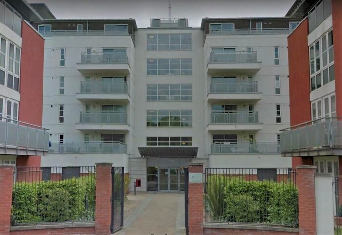 2 Bedroom Flat To Rent In Watkin Road, Leicester, LE2