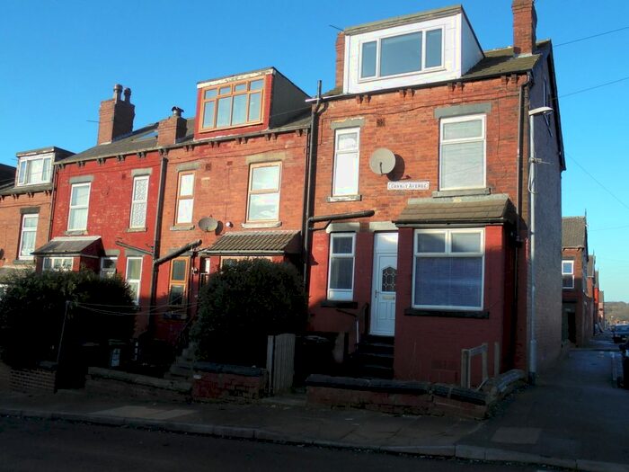 2 Bedroom End Of Terrace House To Rent In Conway Avenue, Harehills, Leeds, LS8