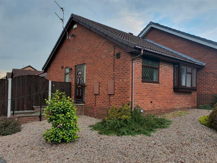 2 Bedroom Semi-Detached Bungalow To Rent In Derwent Avenue, West Hallam, Ilkeston, DE7