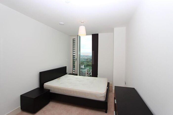 2 Bedroom Apartment For Sale In Surrey Quays Road, London, SE16