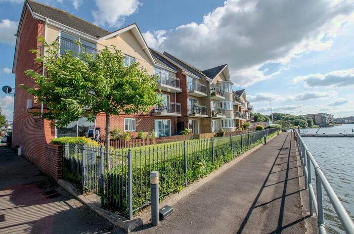 2 Bedroom Flat To Rent In Vespasian Quay, A Vespasian Road, Southampton, SO18