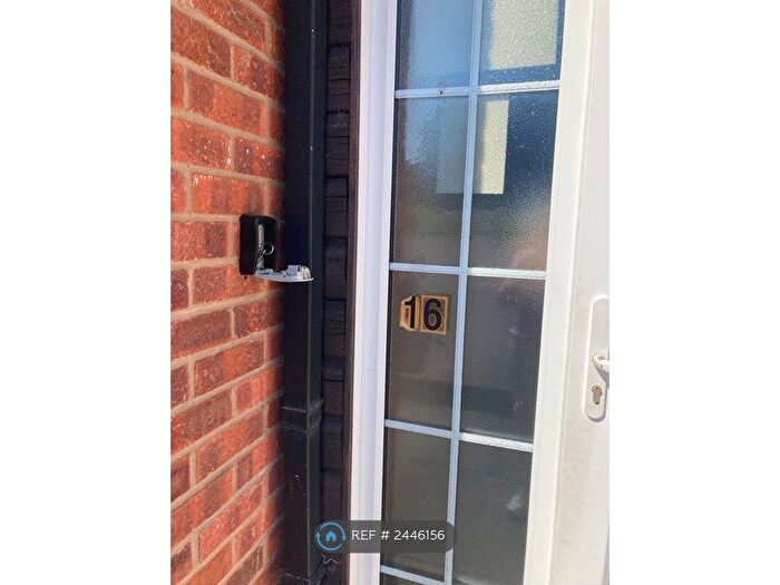 Studio To Rent In Kestrel Road, Melton Mowbray, LE13