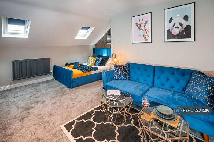 Studio To Rent In Studio Eastcott Hill, Swindon, SN1