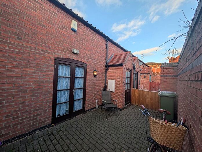 1 Bedroom Detached House To Rent In Balderton Gate, Newark, NG24