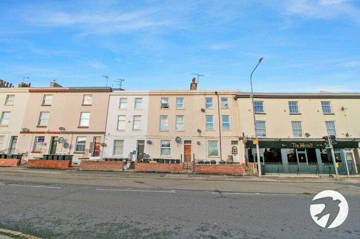 1 Bedroom Flat To Rent In London Road, Northfleet, Gravesend, Kent DA11