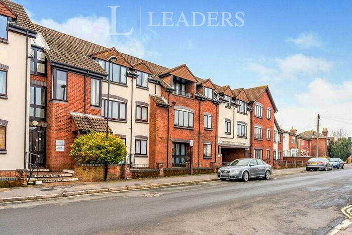 1 Bedroom Flat To Rent In Alexander Court, Southampton, SO15