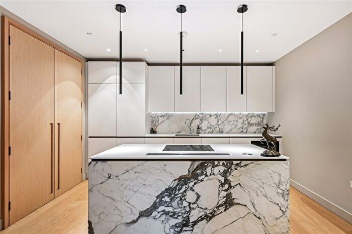 2 Bedroom Flat For Sale In Floral Street, Covent Garden, WC2E