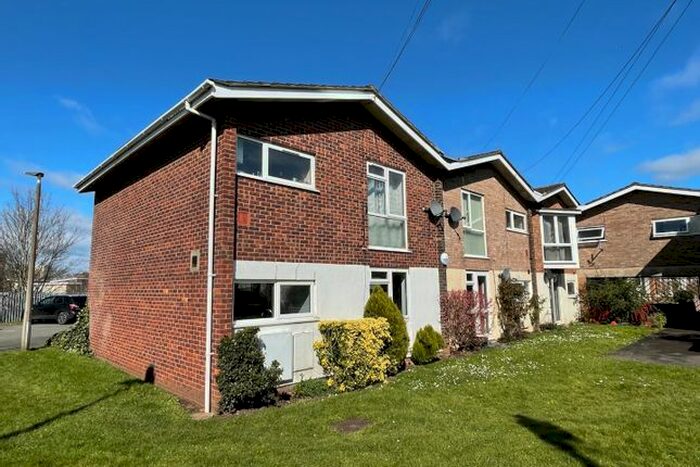 1 Bedroom Flat To Rent In Barton Green, Barton Hill Road, Bristol, BS5