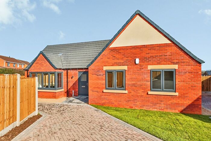 3 Bedroom Detached House For Sale In Woodcock Close, Park Road, Ilkeston, DE7