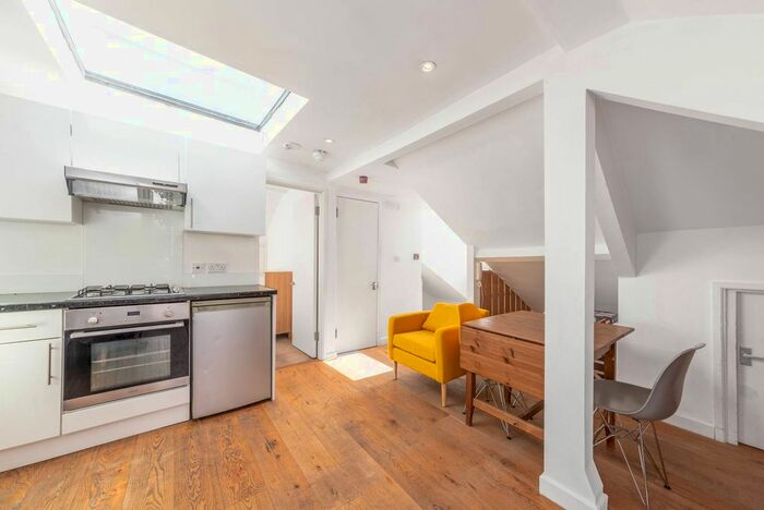 1 Bedroom Flat To Rent In Highgate West Hill, Camden, London, N6