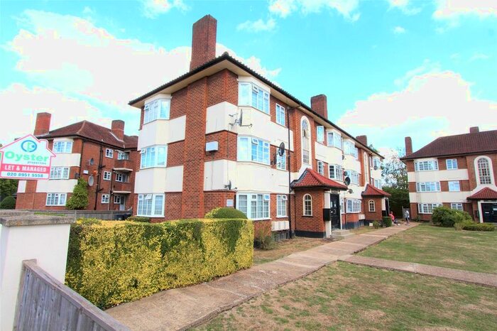 2 Bedroom Flat To Rent In Bishop Ken Road, Harrow, Middlesex, HA3