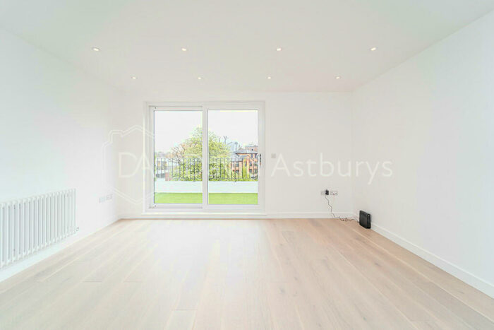 1 Bedroom Apartment To Rent In Crouch End Hill, Crouch End, London, N8