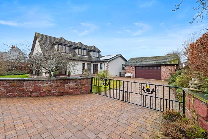 5 Bedroom Detached House For Sale In D The Square, Letham, Forfar, DD8