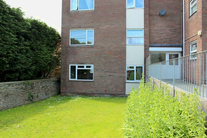 2 Bedroom Flat To Rent In Home Park, Plymouth, PL2