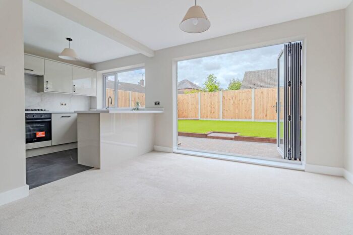 2 Bedroom Detached Bungalow For Sale In Nursery Close, Thurlaston, LE9