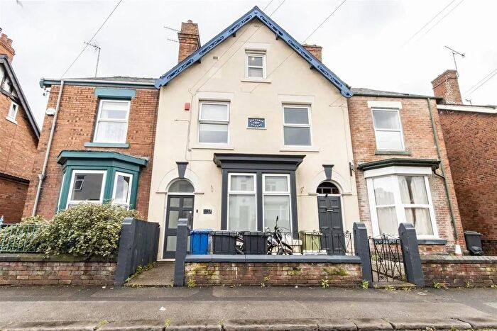 1 Bedroom Flat To Rent In Fairfield Road, Chesterfield, S40