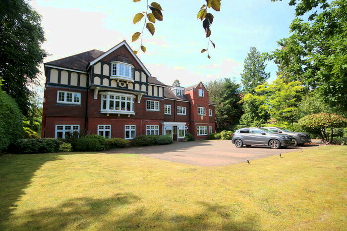 2 Bedroom Apartment To Rent In St. Bernards Road, Solihull, B92