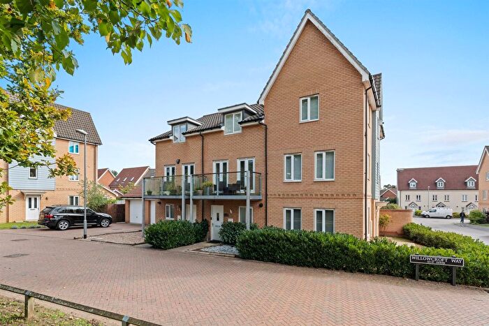 3 Bedroom Town House For Sale In Willowcroft Way, Cringleford, NR4