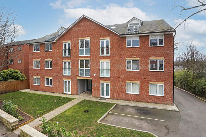 2 Bedroom Apartment For Sale In Mansion View, Chapel Allerton, LS7