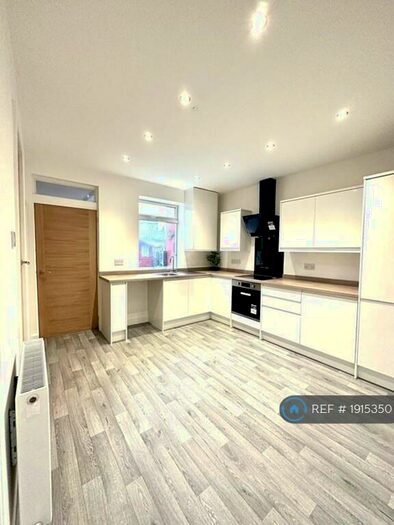 3 Bedroom Terraced House To Rent In Derby Street, Barnsley, S70