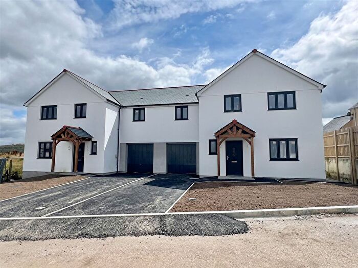 4 Bedroom Villa For Sale In Kew Kernow, Roche, PL26