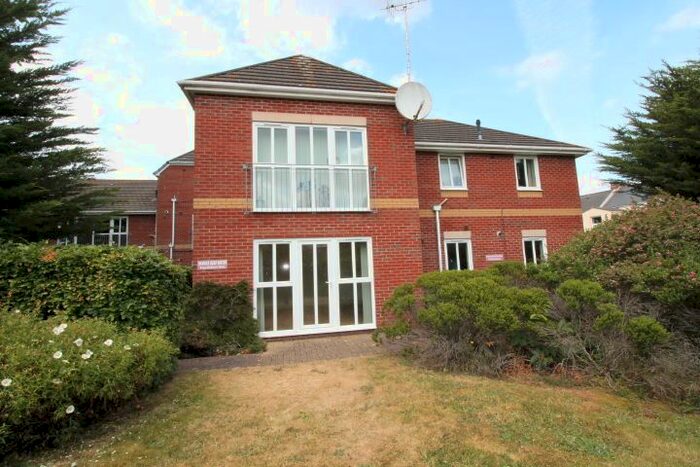 2 Bedroom Flat To Rent In Retail Park Close, Exeter, EX2