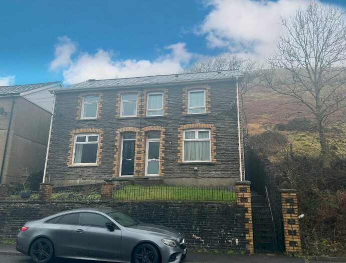 2 Bedroom Property To Rent In Cemetery Road, Ogmore Vale, Bridgend CF32