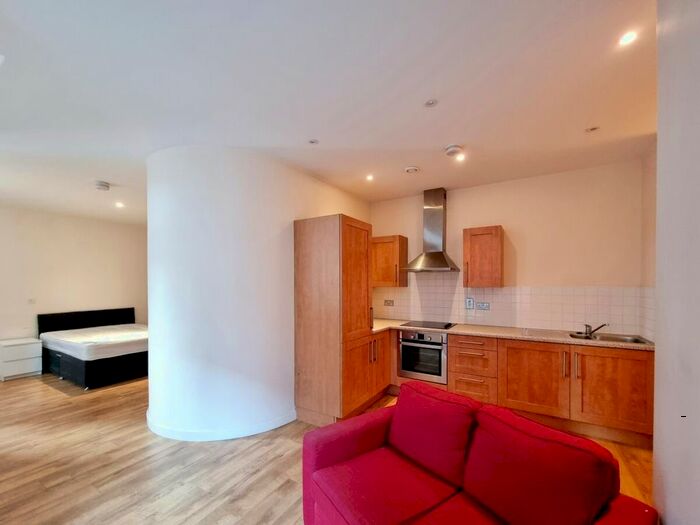 Studio To Rent In East Street, Leeds, LS9