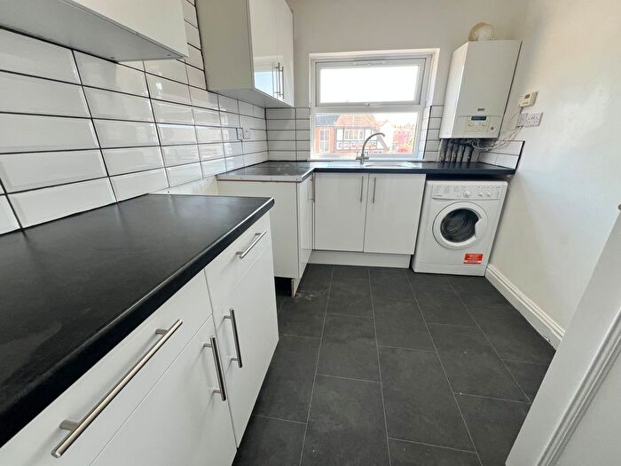 3 Bedroom Flat To Rent In Mill Bank, Telford, TF1