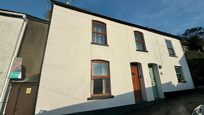2 Bedroom Semi-Detached House For Sale In Close To Braunton Centre, EX33