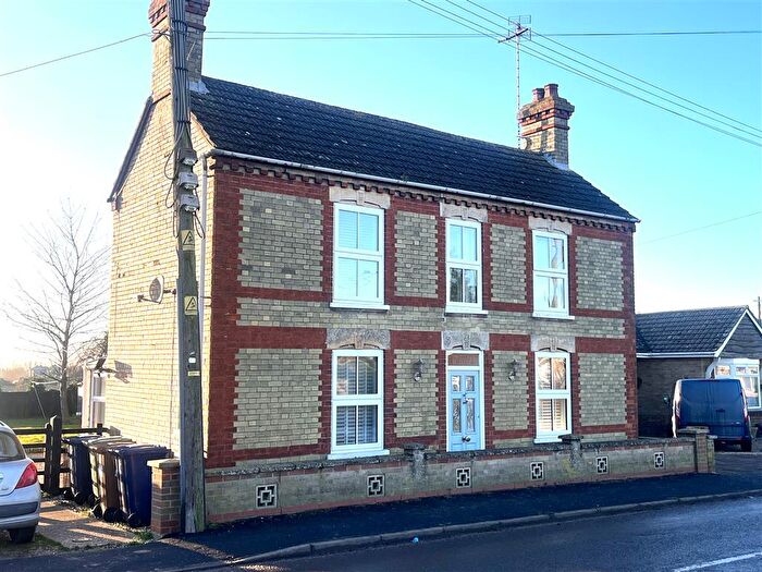 3 Bedroom Detached House To Rent In Well End, Friday Bridge, Wisbech, PE14