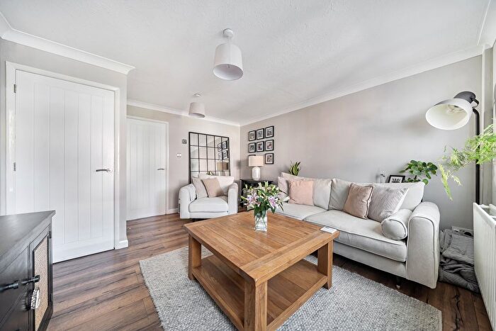 2 Bedroom Terraced House For Sale In Bay Road, Southampton, SO19