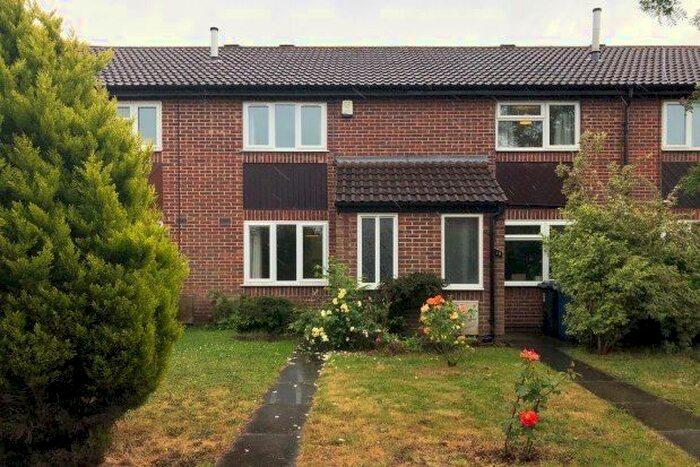 2 Bedroom Property To Rent In Northwold Avenue, Nottingham, NG2