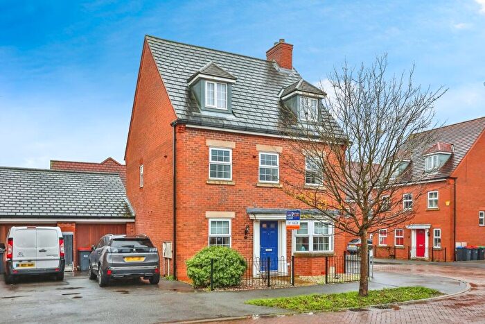 5 Bedroom Detached House For Sale In Hawthorne Avenue, Hucknall, Nottingham, NG15