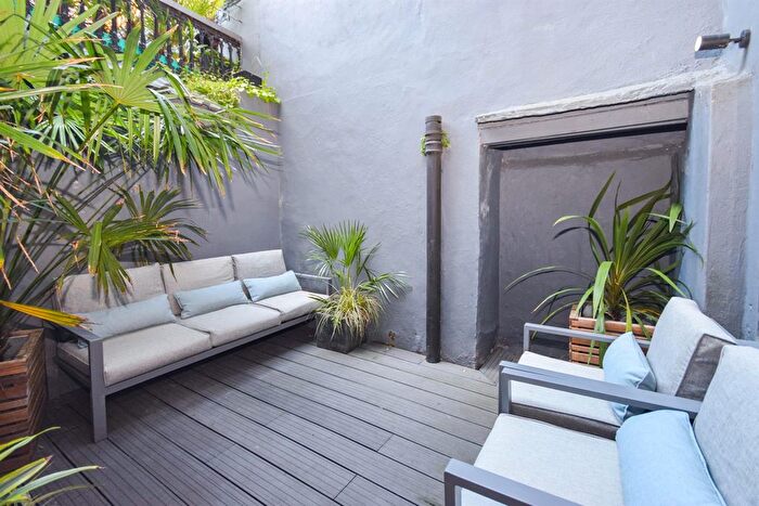 1 Bedroom Flat For Sale In Egremont Place, Brighton, East Sussex, BN2